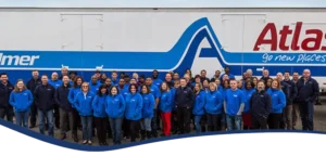 Atlas Palmer Moving employees group photo 768x369